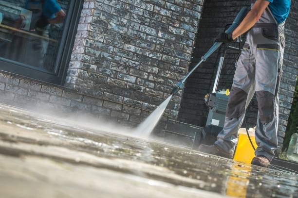 Best Window and Screen Pressure Cleaning in Como, WI